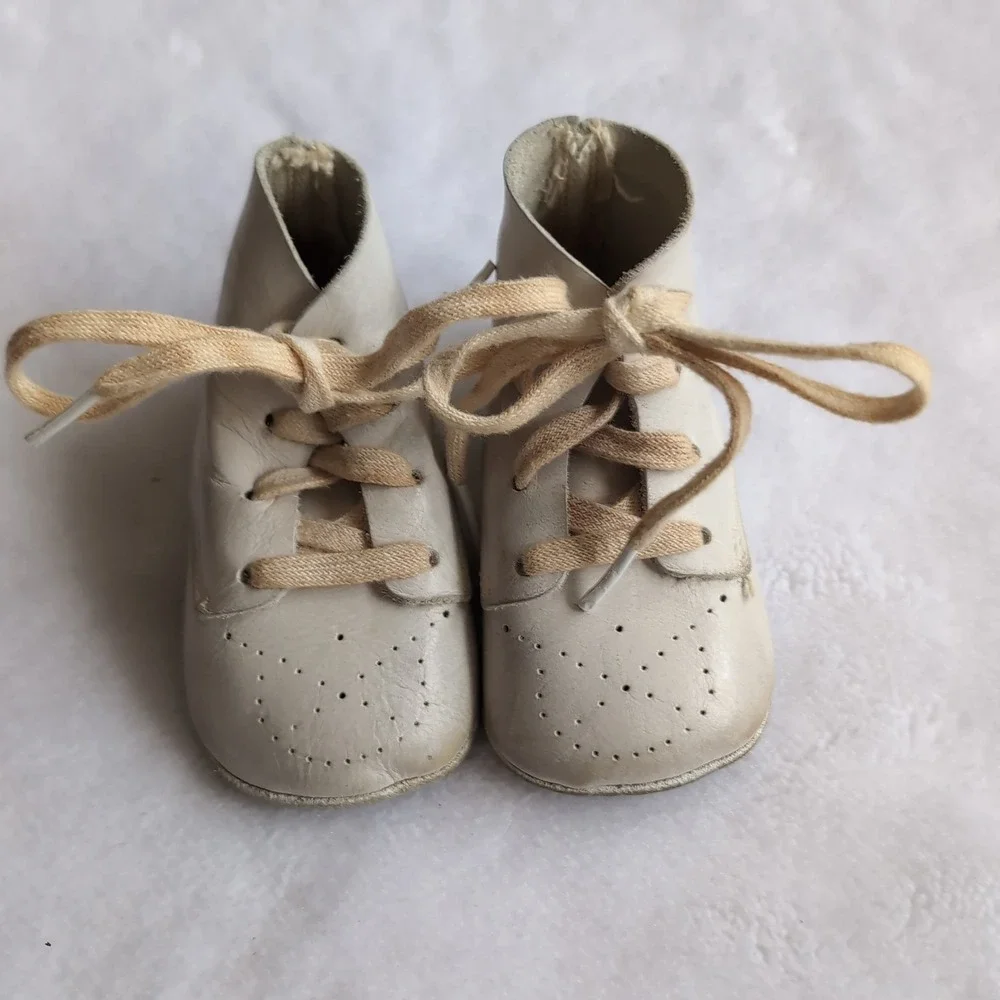 Antique White Leather Baby Shoes 4